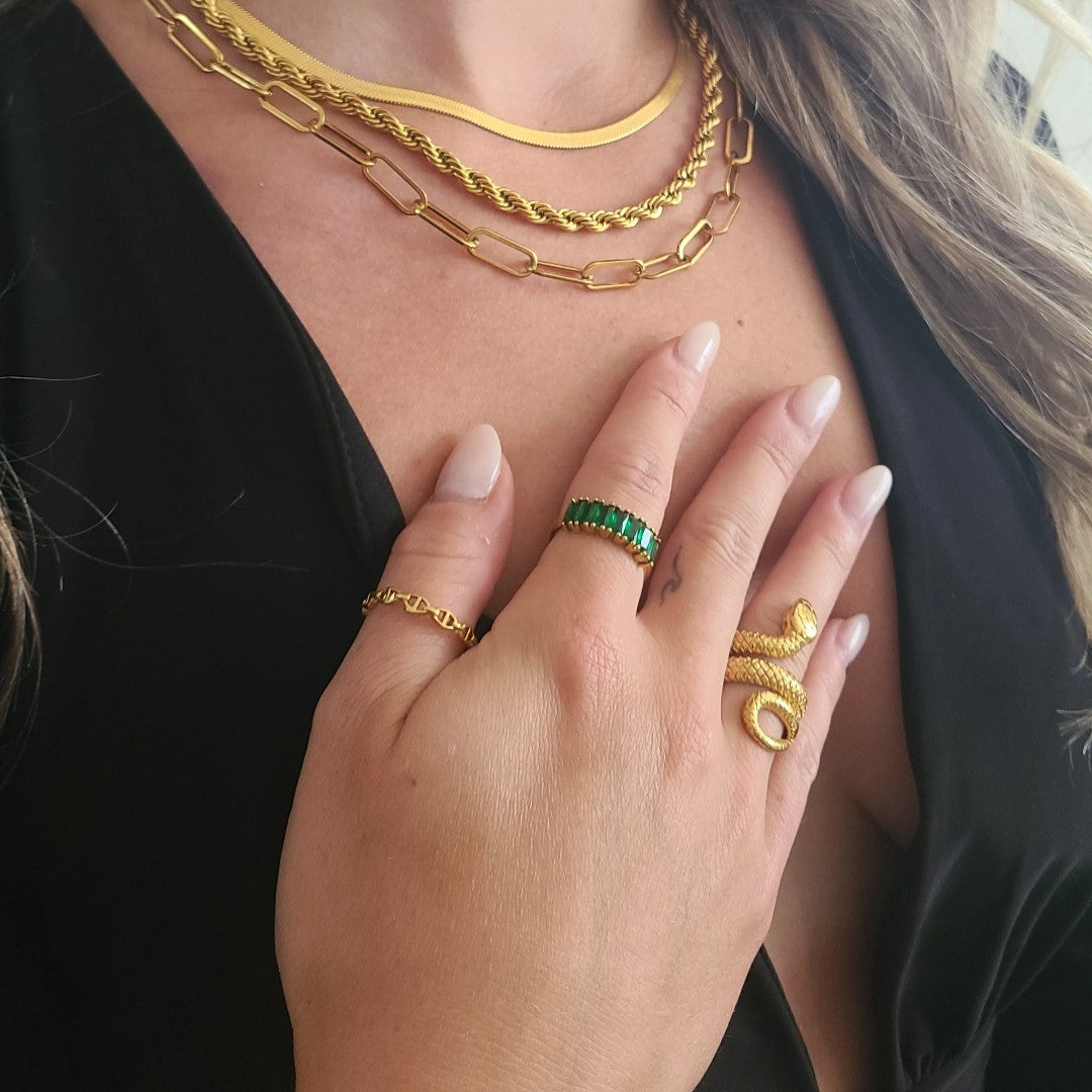 Bague Green Baguette Cut